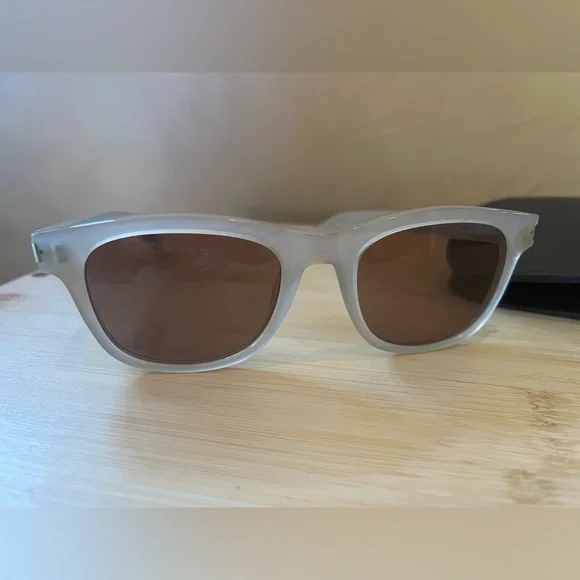 Vintage Saint Laurent Clear Tan Sunglasses with leather case - Picture 3 of 7